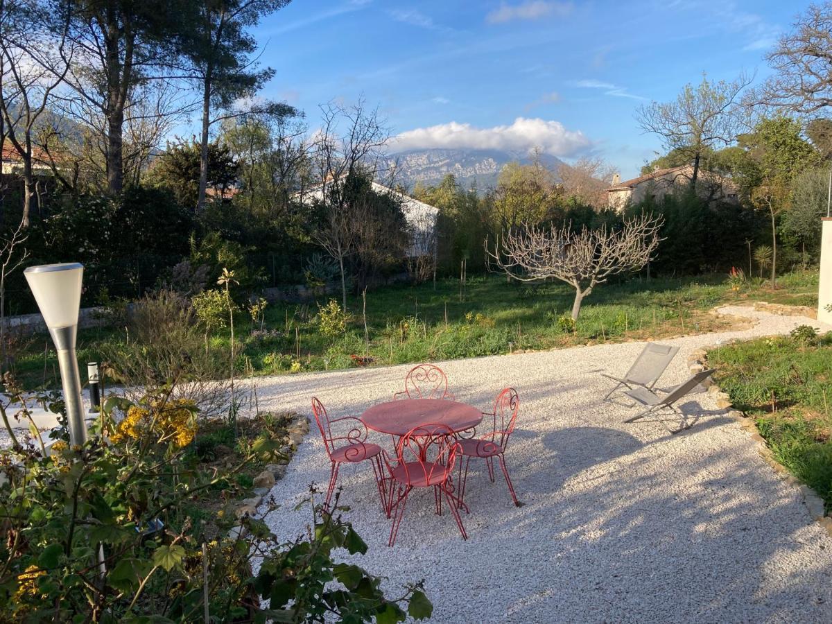 Haut De Villa Avec Terrasse Privative Jardin Et Parking Tout Pres Des Plages Тулон Екстериор снимка