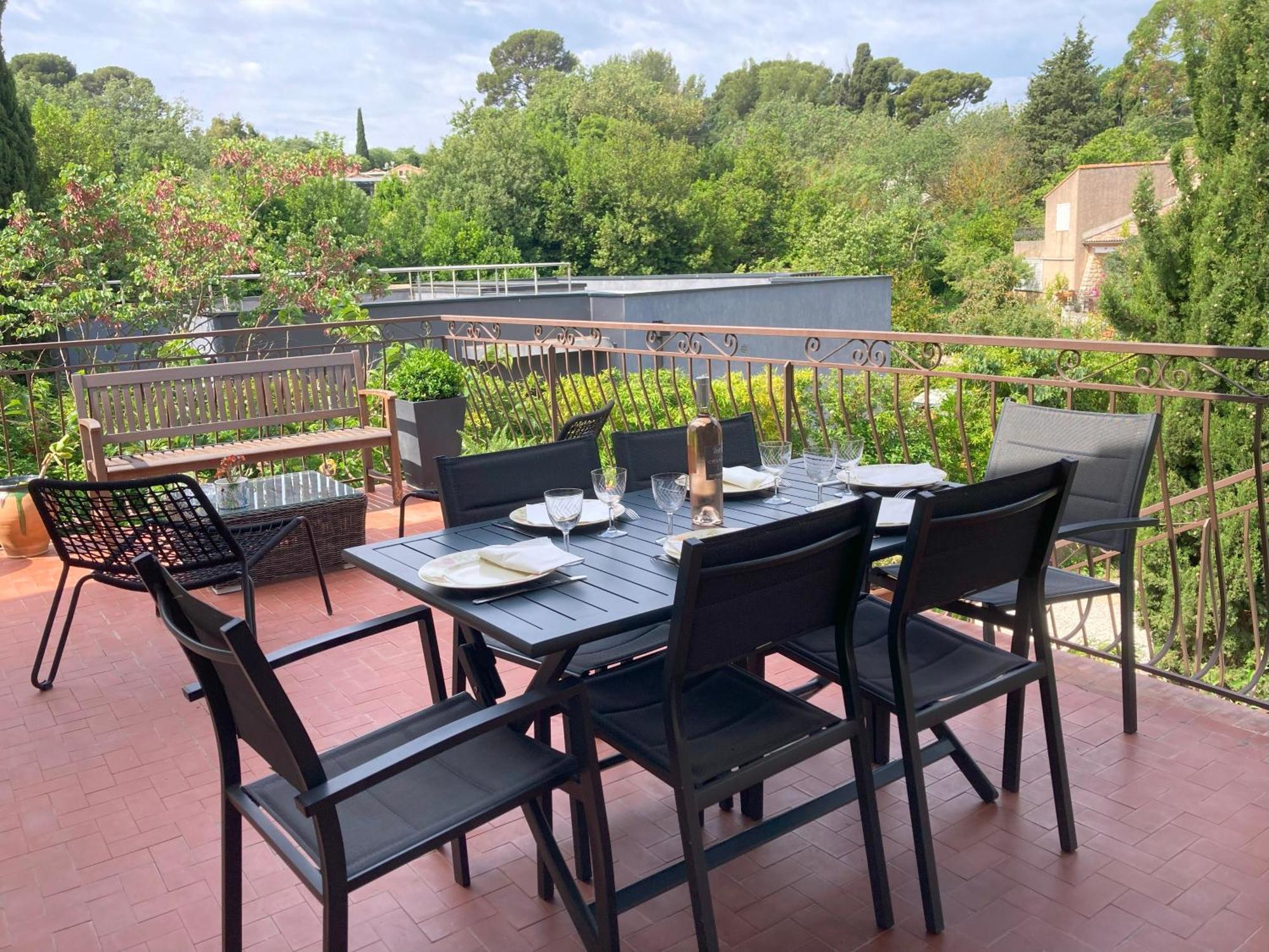 Haut De Villa Avec Terrasse Privative Jardin Et Parking Tout Pres Des Plages Тулон Екстериор снимка